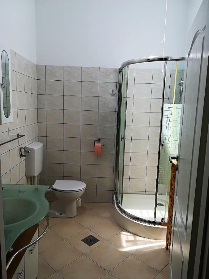 Apartman Rosanda 1 Premuda Eksteriør billede
