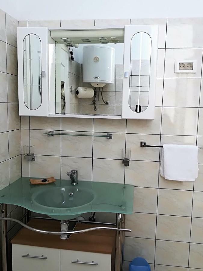 Apartman Rosanda 1 Premuda Eksteriør billede