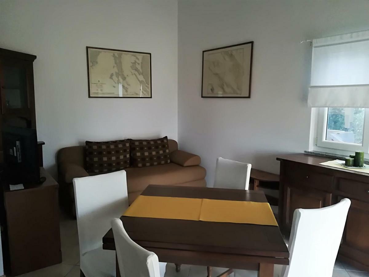 Apartman Rosanda 1 Premuda Eksteriør billede